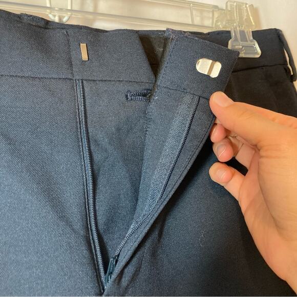 Louis Raphael Tailored 33 x 30 Navy Blue Pleated Tapered Straight Slacks Pants - Picture 4 of 9